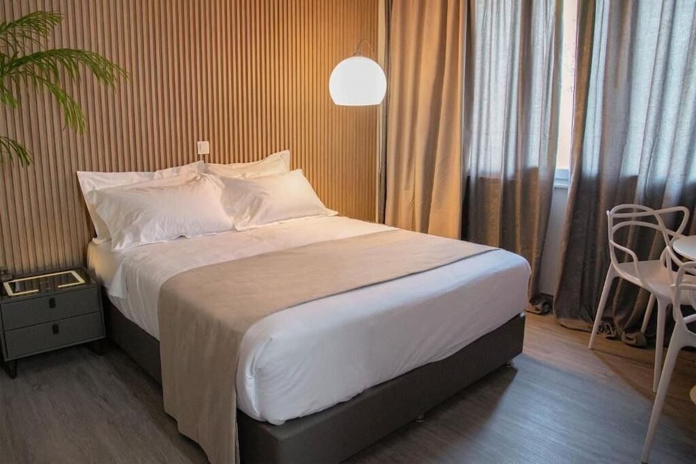 Celia Residence Standard Room 2