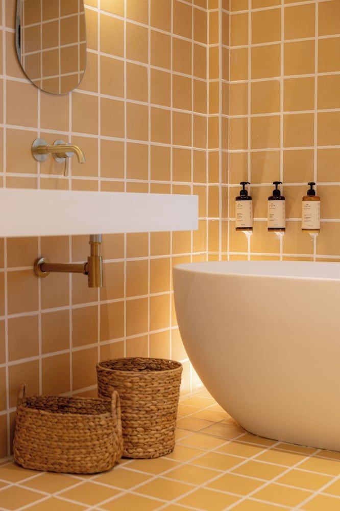 Maison Soleil Standard Room, Garden View 4