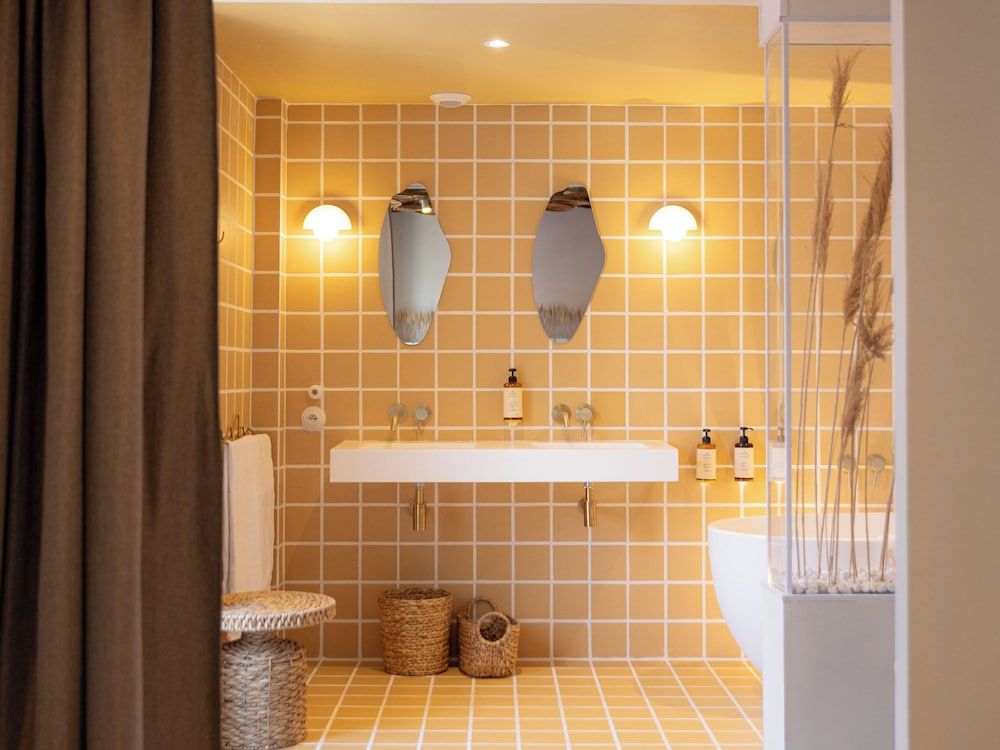 Maison Soleil Deluxe Room, Balcony, City View 5