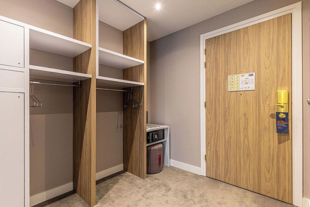 Holiday Inn Express Ajaccio by IHG Standard Room, 1 Queen Bed, Accessible (Free Breakfast) 5