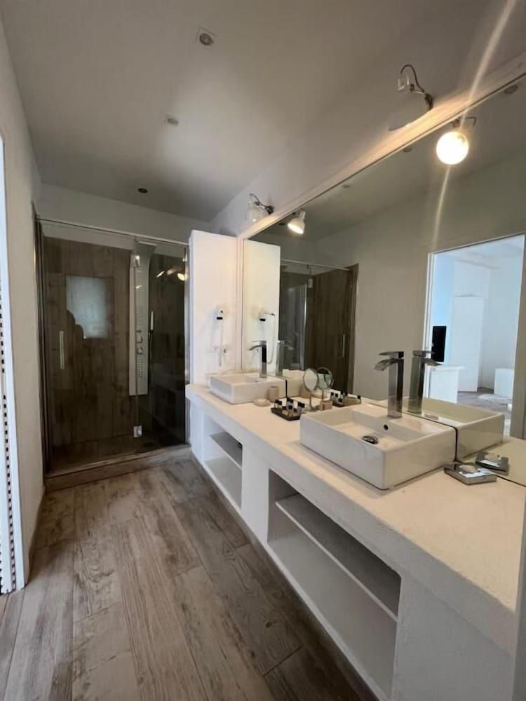 Relais Corte degli Aragonesi Deluxe Room 4