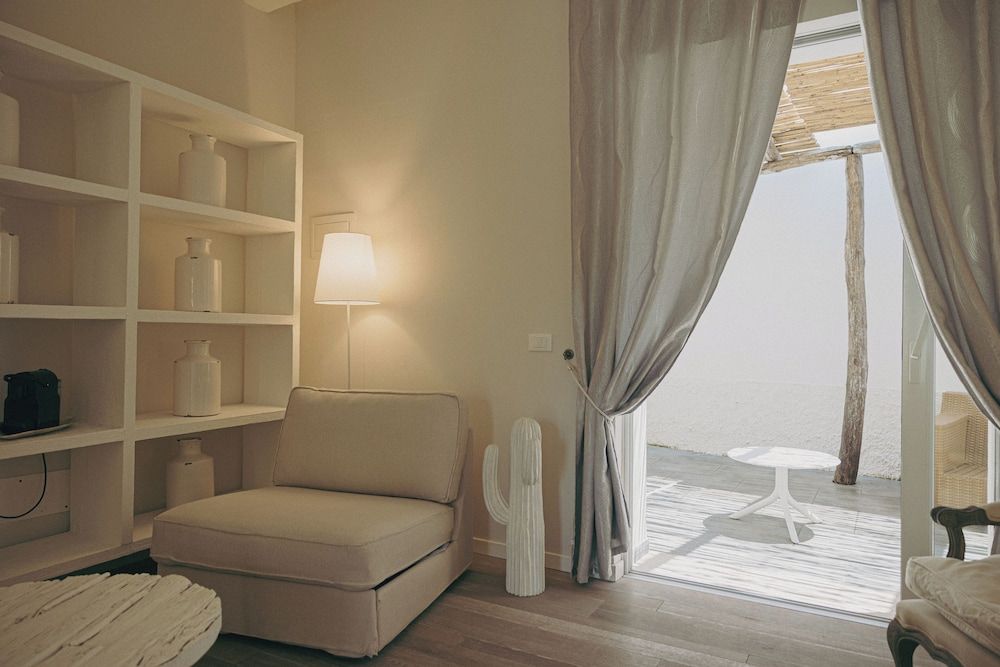 Relais Corte degli Aragonesi Deluxe Room 8