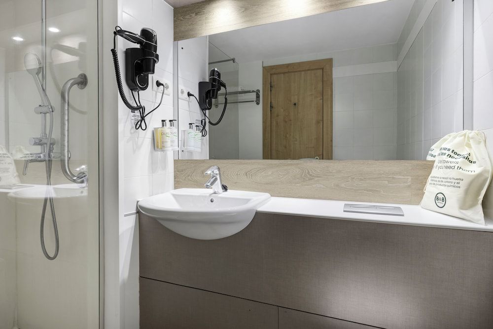 B&B Hotel Las Rozas Superior Double Room 4