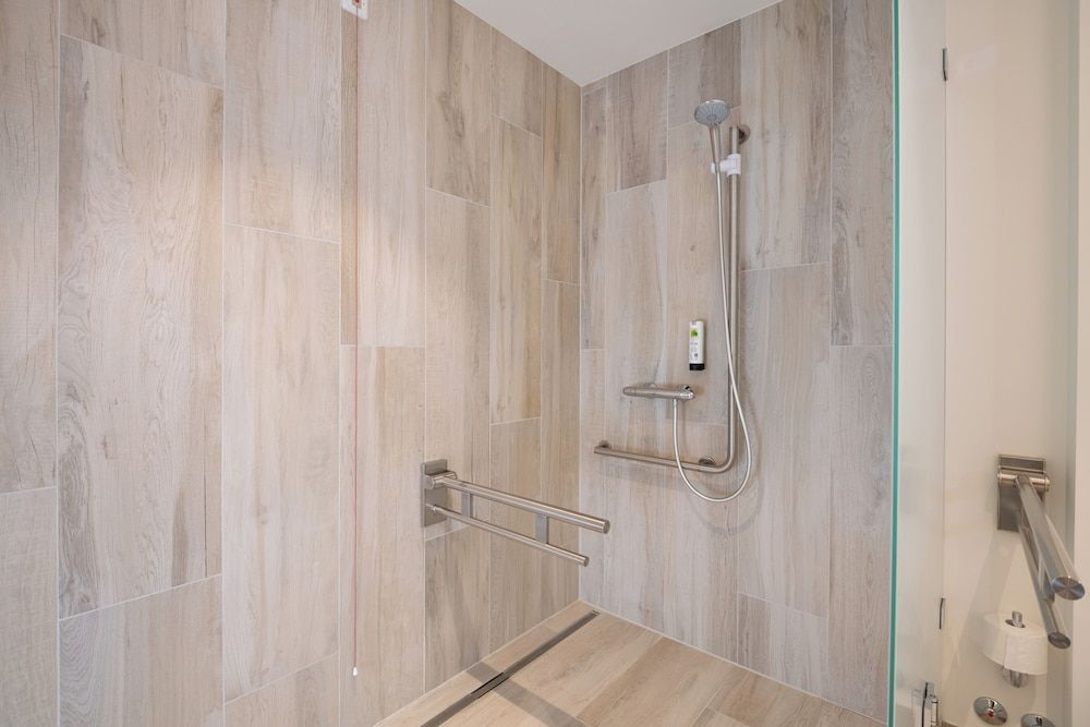 Best Western Hotel Spinnerei Linz Standard Room, 2 Twin Beds, Accessible 4