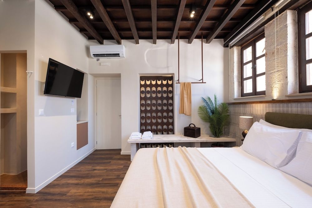 Qualia Slowlife Suites The Sanctuary 12