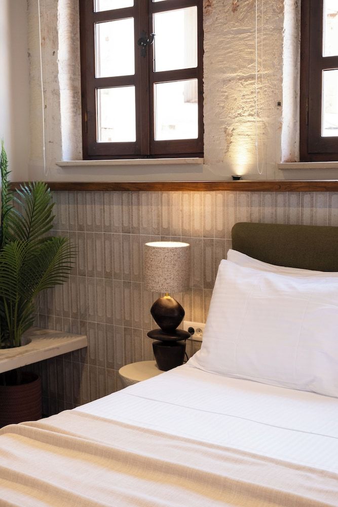 Qualia Slowlife Suites The Sanctuary 14