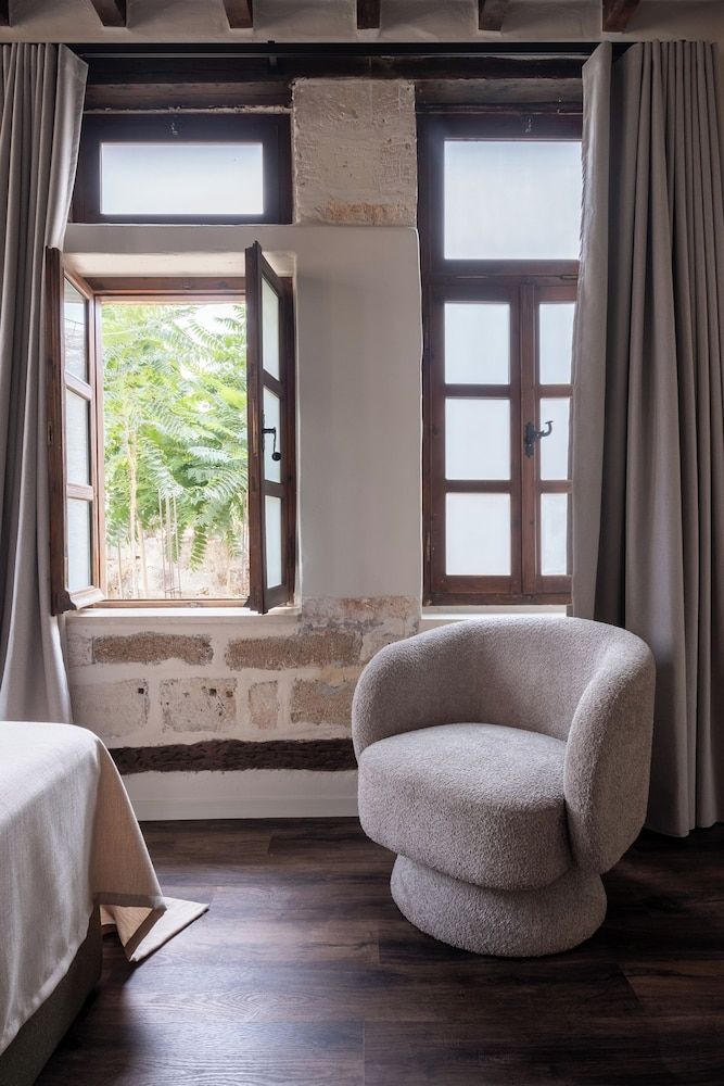 Qualia Slowlife Suites The Sanctuary 64