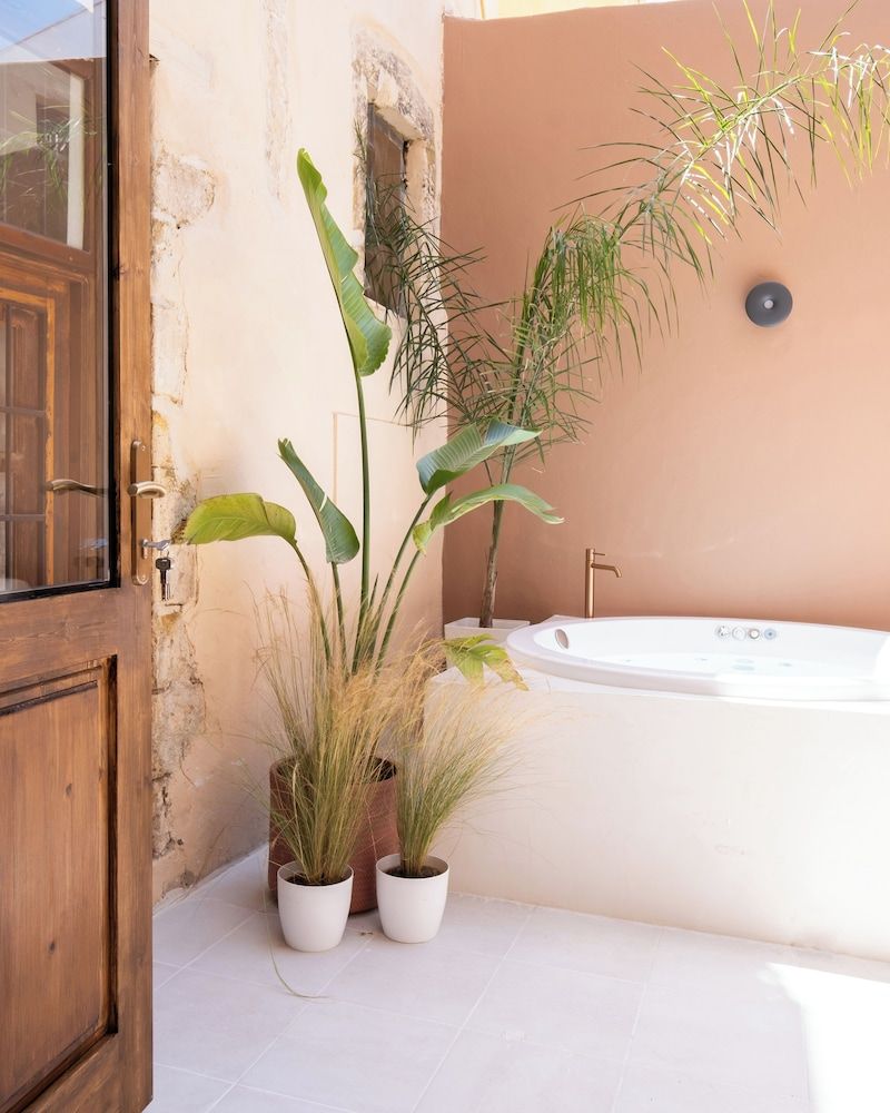 Qualia Slowlife Suites The Sanctuary 31