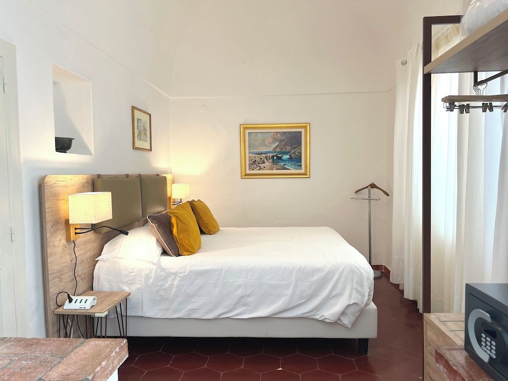 Hotel La Reginella Superior Double or Twin Room, Sea View 2