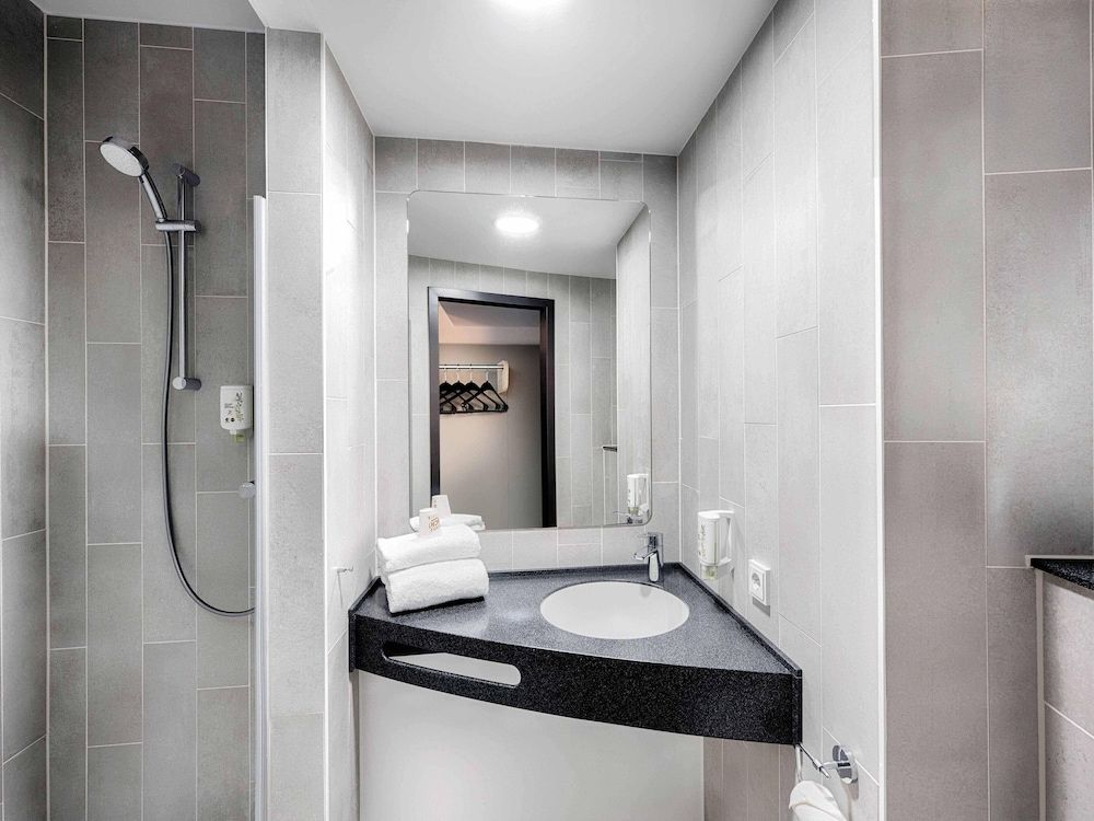 B&B Hotel Kassel-Industriepark Premium Double Room 3