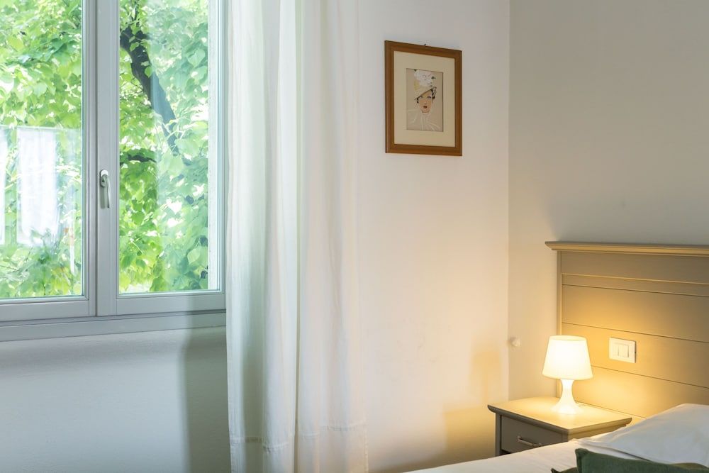 Hotel Leoncino Brescia Superior Triple Room 8