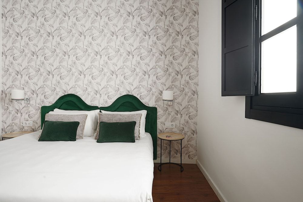 1 Bedroom Apartment with Sofa Bed