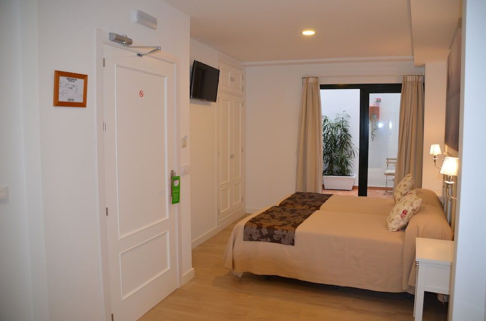 Hotel Doña Lina Double Room 4