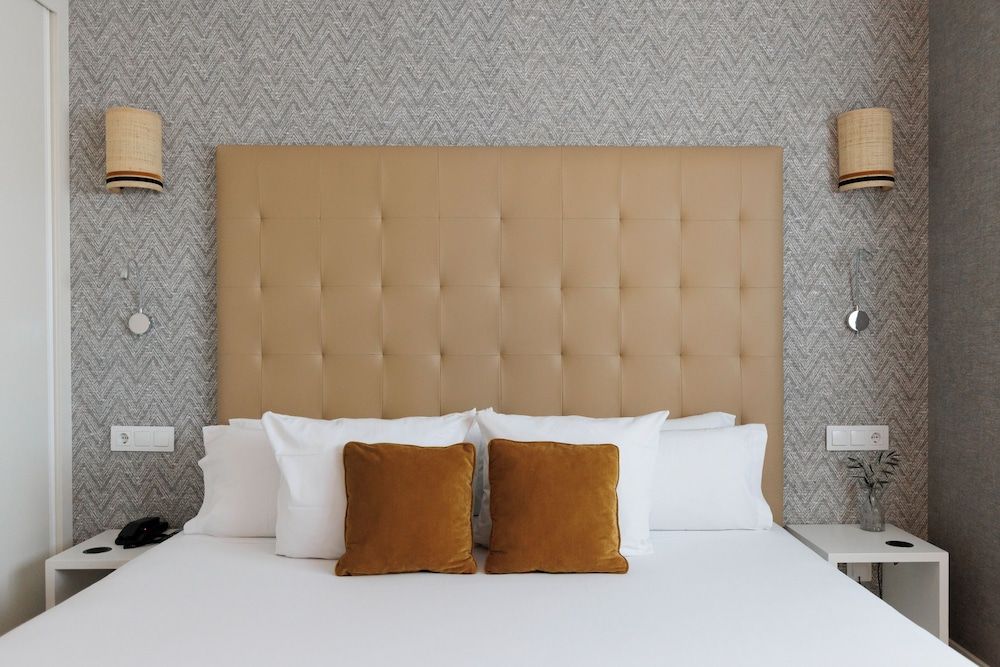 Hotel Pax Guadalajara Standard Double Room, Mobility Accessible