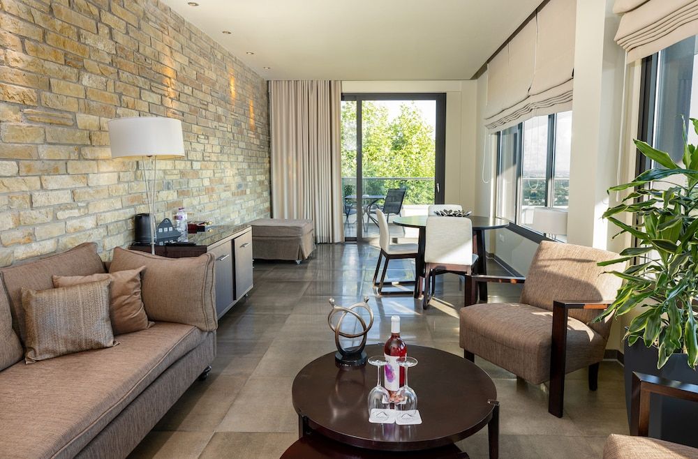 Ananti City Resort Suite (Panoramic View) 5