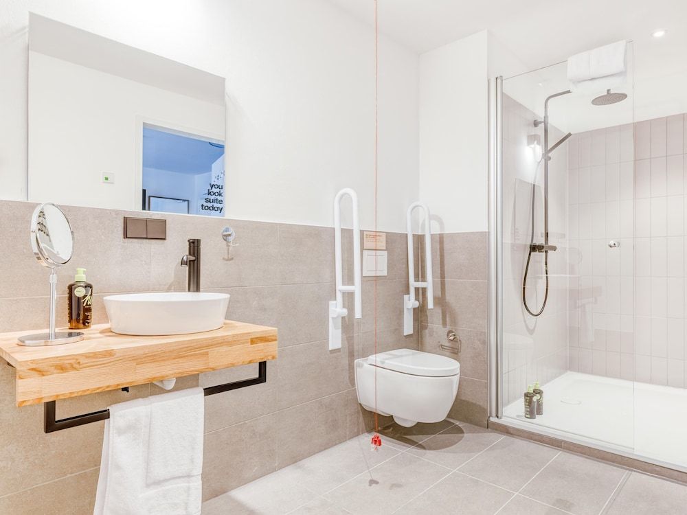 Limehome Augsburg Annastraße Suite M 8