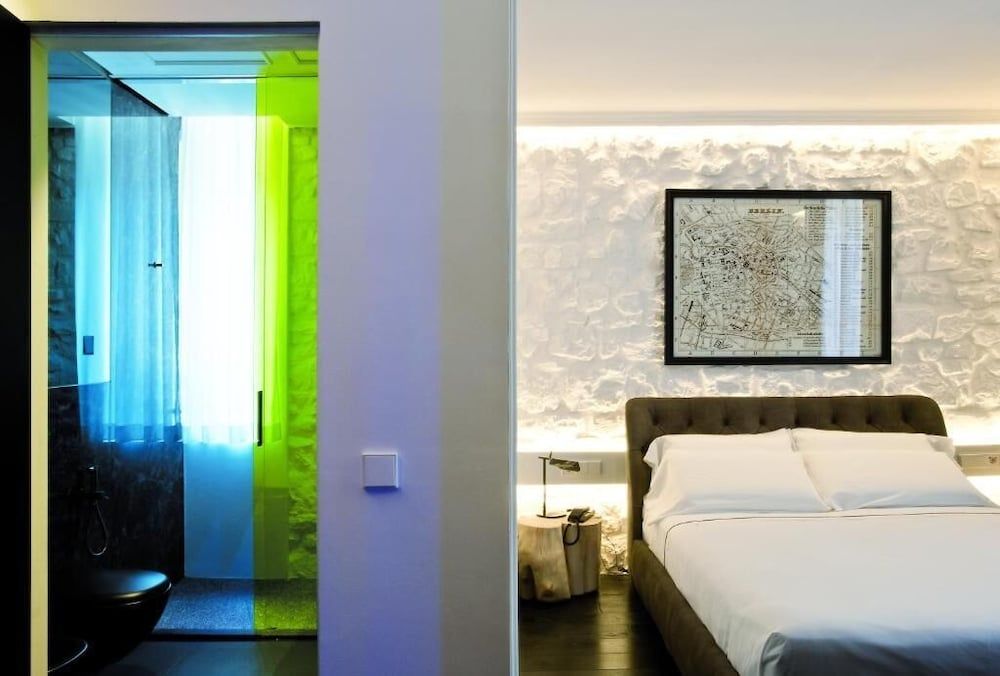 Areadocks Boutique Hotel Superior Double Room 2