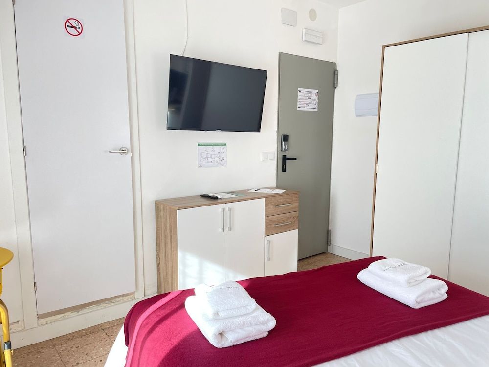 HOTEL ARGANDA Deluxe Studio, Balcony, City View 5