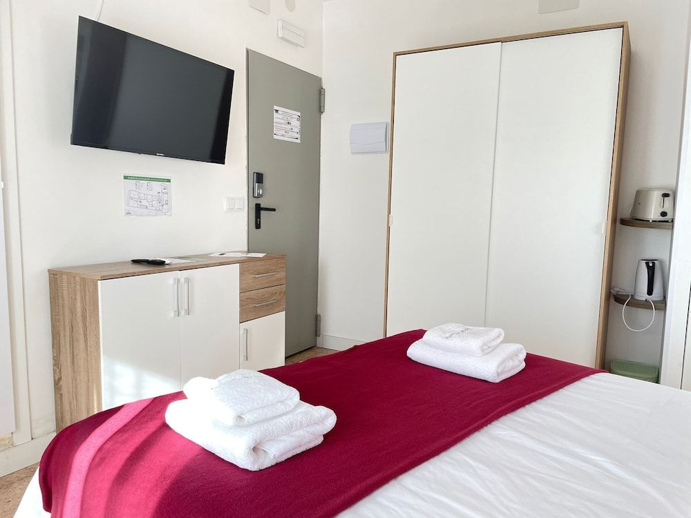 HOTEL ARGANDA Deluxe Studio, Balcony, City View 6