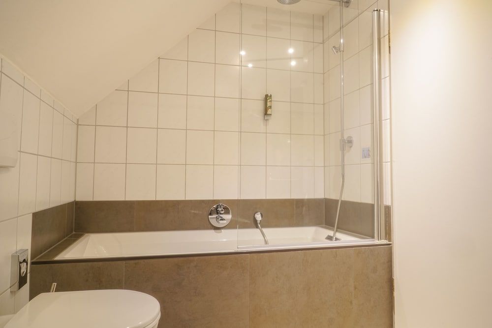 Heidegrund Executive Double Room 7