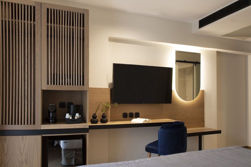 1910 Lifestyle Hotel Superior Room, City View 11