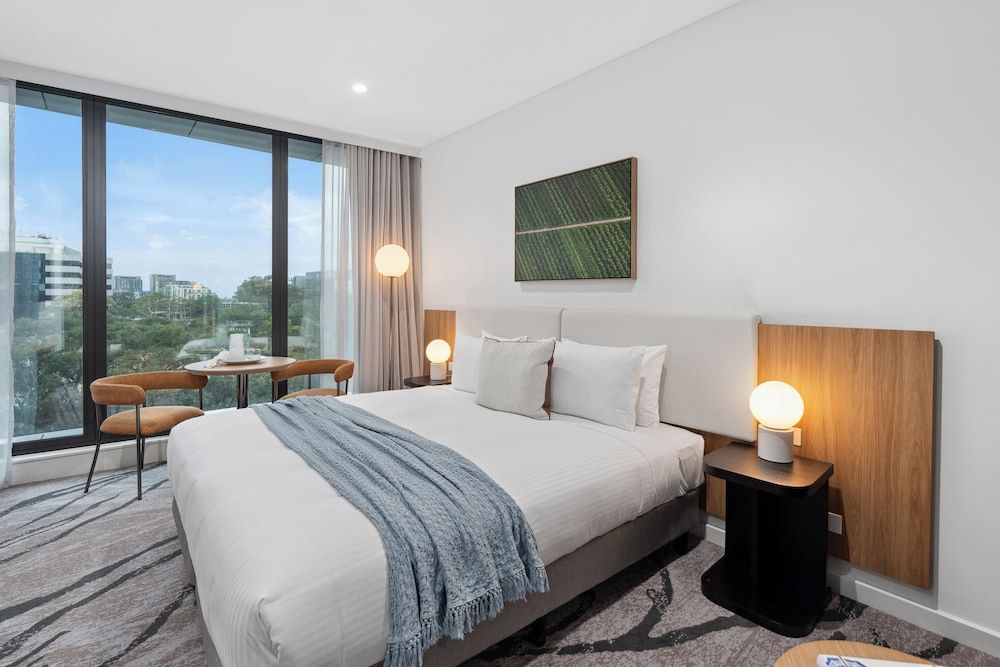 Executive Veriu Suite
