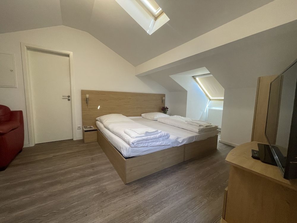 Eurotel am Main Grand Double or Twin Room 3