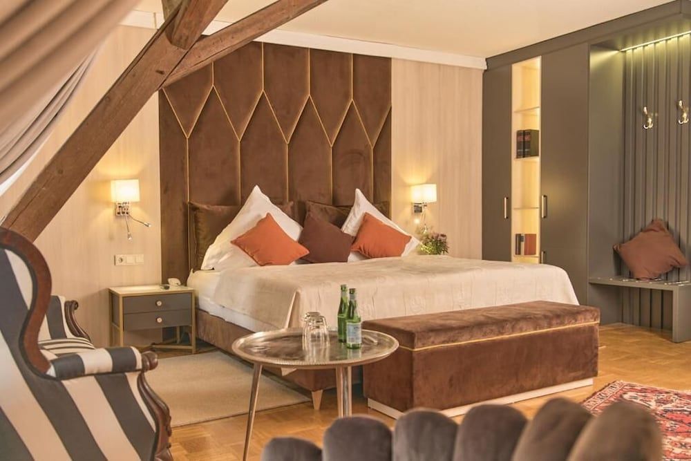 Hotel Van Bebber Deluxe Room 6