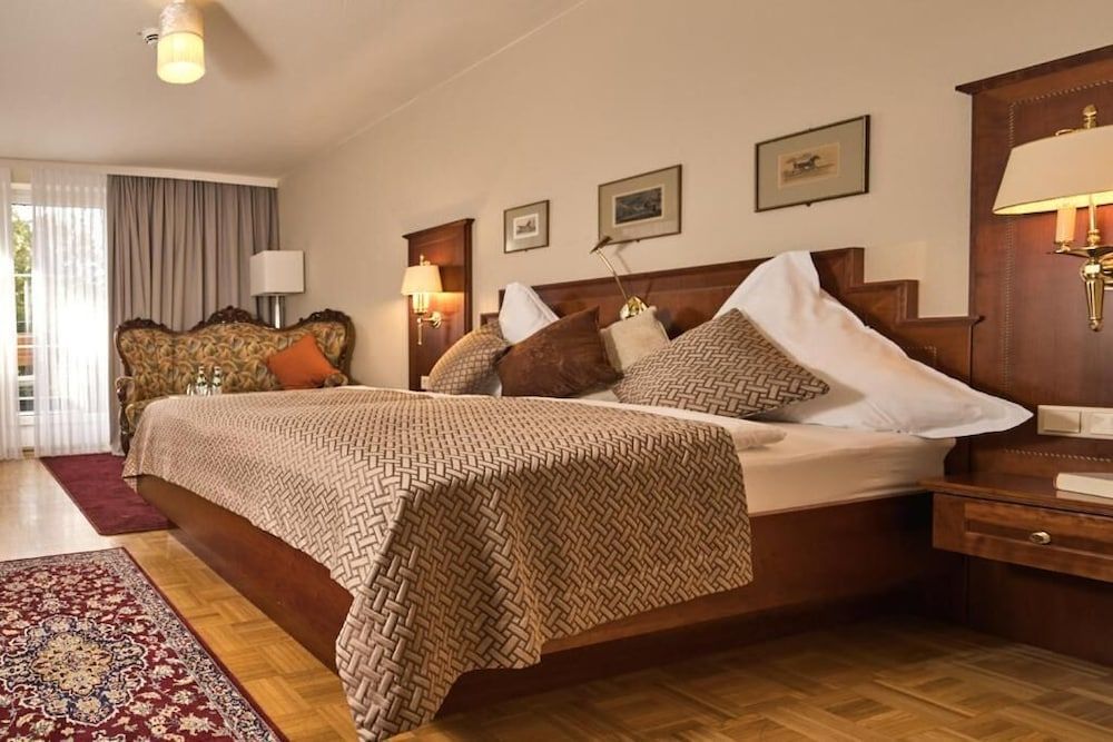 Hotel Van Bebber Deluxe Room 2