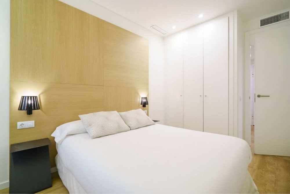 Standard Apartment, 1 Bedroom (R-12)