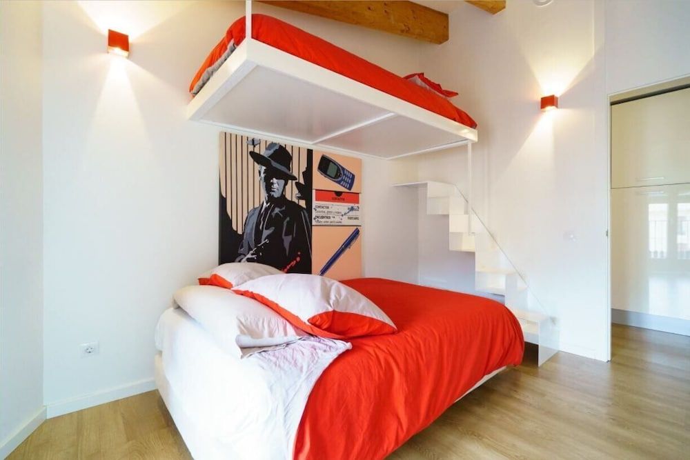 Deluxe Apartment, 3 Bedrooms (R-18)