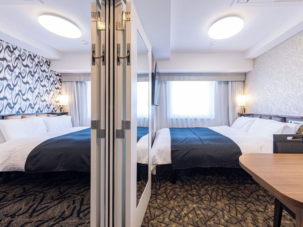 Connecting Rooms for 3 Adults - Non-Smoking