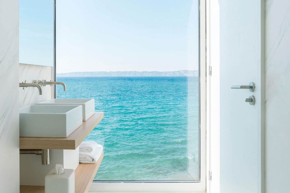 Les Bords de Mer - Fontenille Collection Superior Double Room, Sea View 3