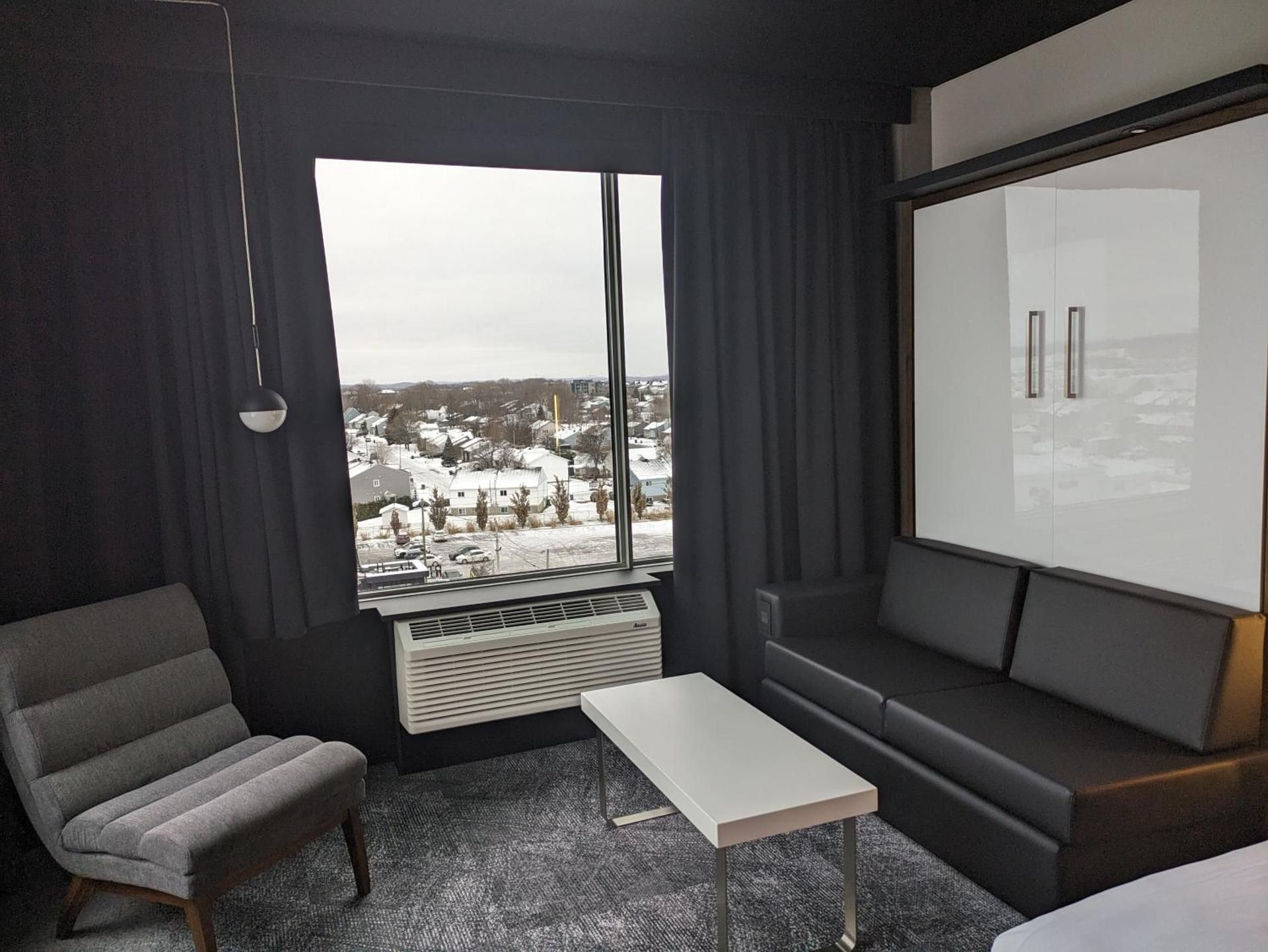 Grand Hôtel TIMES Lévis Two-Bedroom Suite