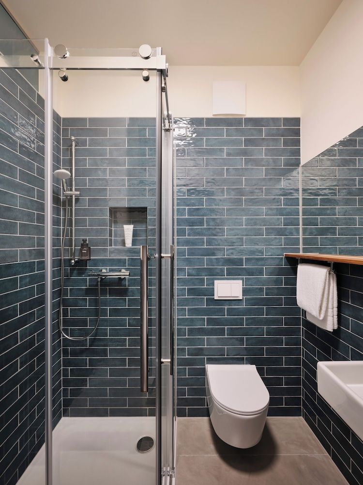 PHIL & MAX Hotel & Apartments Messe Comfort Double or Twin Room 2