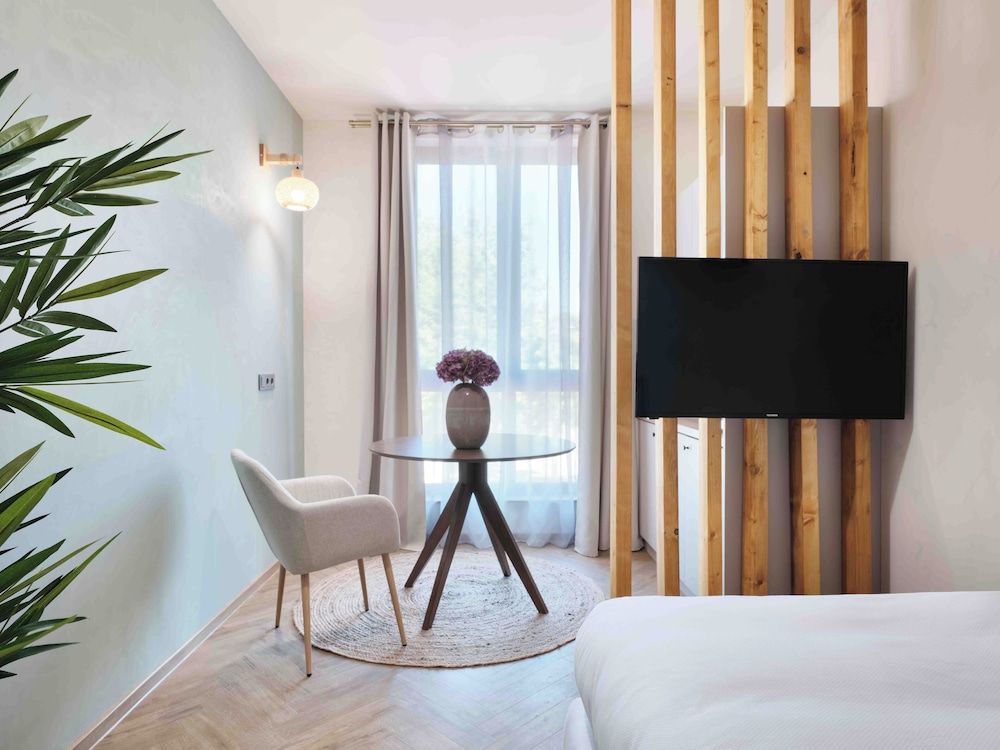 PHIL & MAX Hotel & Apartments Messe Comfort Double or Twin Room 7