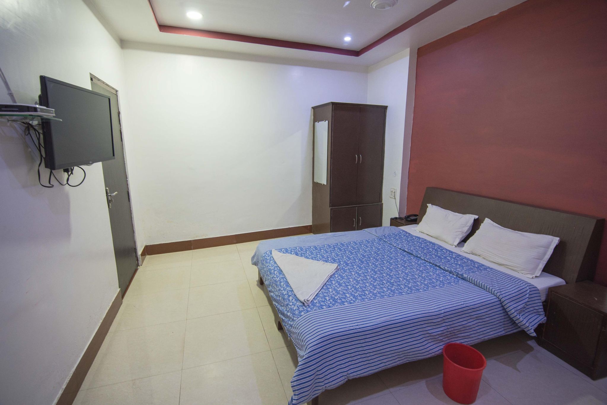 Hotel Apaar Residency Deluxe Ac Room 10