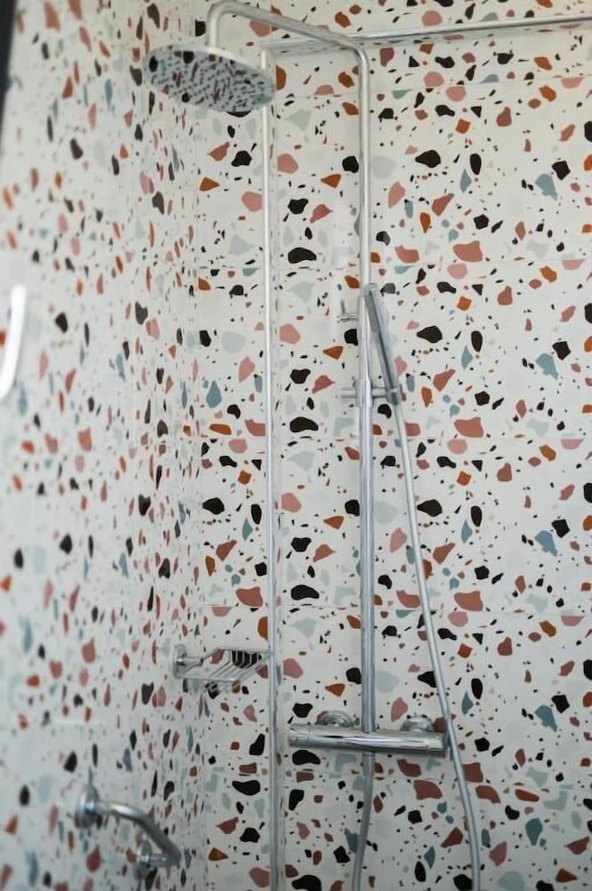 Oktolia Suites Deluxe Suite 18