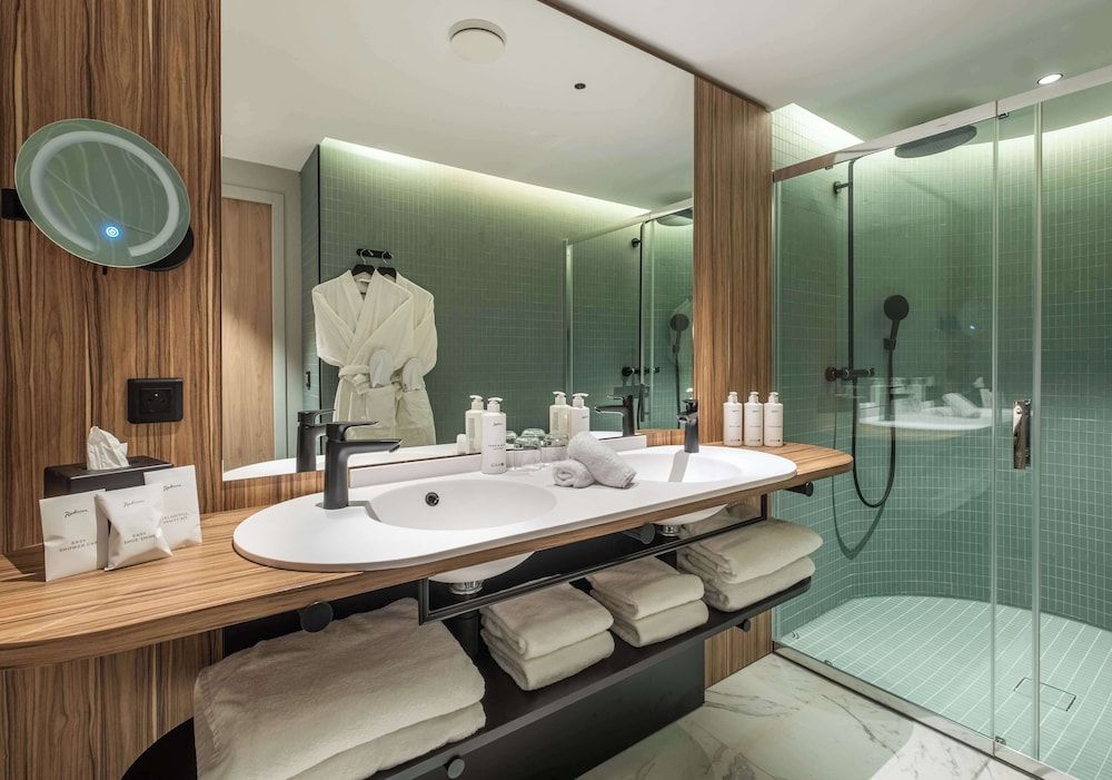 Radisson Hotel Reims Junior Suite, Non Smoking 2