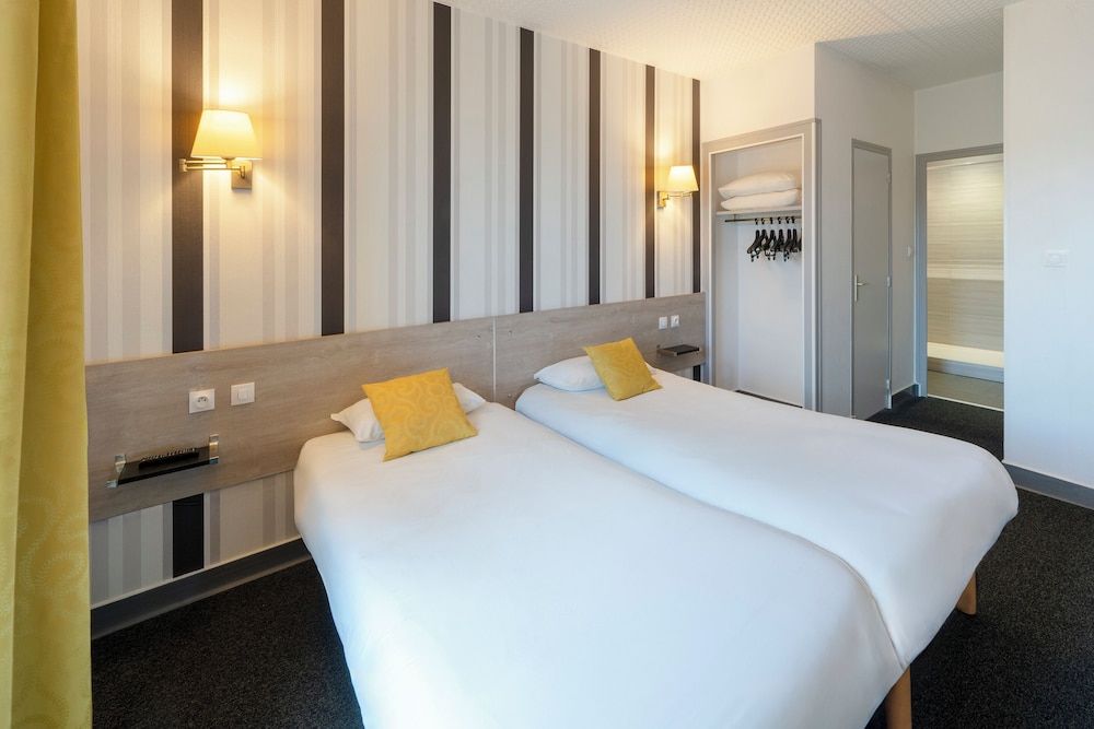Sure Hotel by Best Western Angouleme Standard Room, 2 Twin Beds, Non Smoking 5
