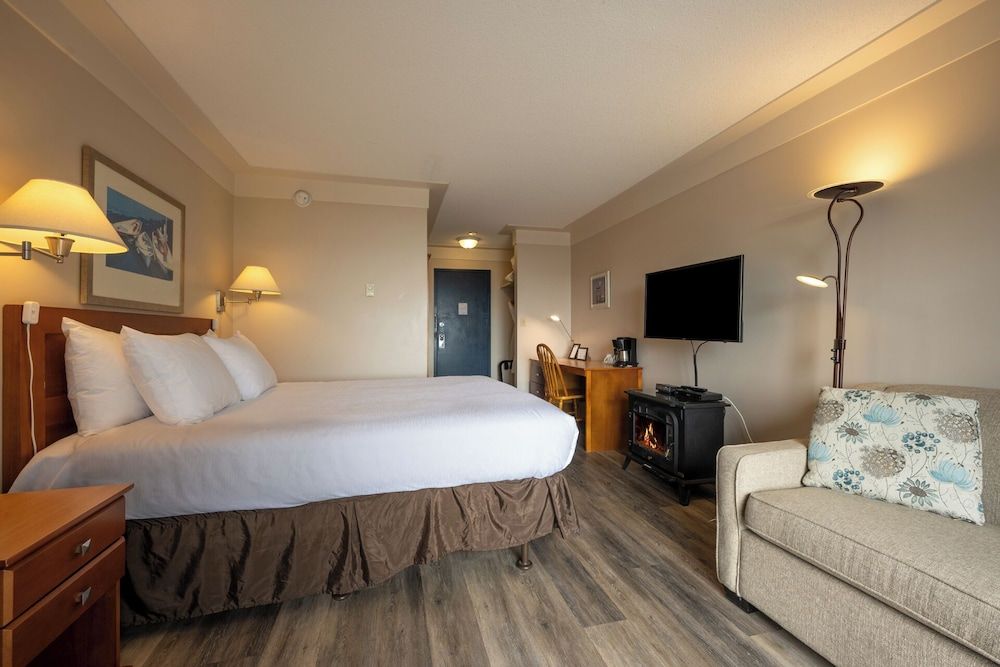 Standard Single Room, 1 Queen Bed with Sofa bed, Ocean View, Ground Floor