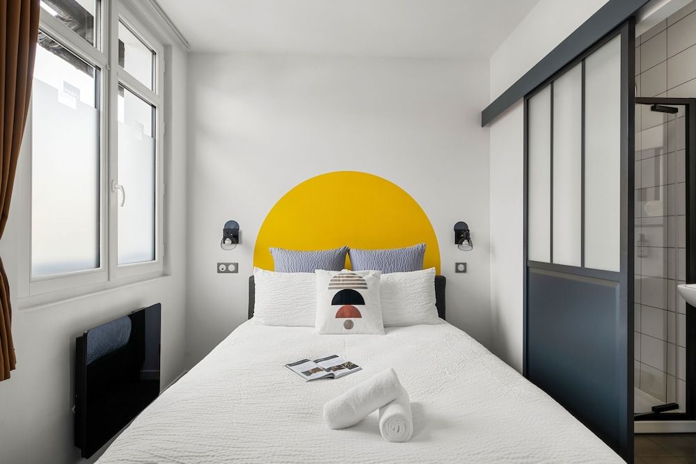 Urban Style Biarritz Hôtel du Relais Classic Double Room, 1 Double Bed 5