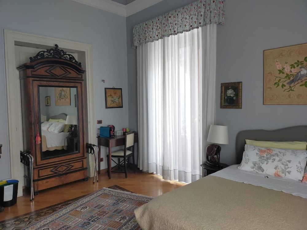 B&B Crociferi Catania Double Room, Balcony (External Private Bathroom) 23