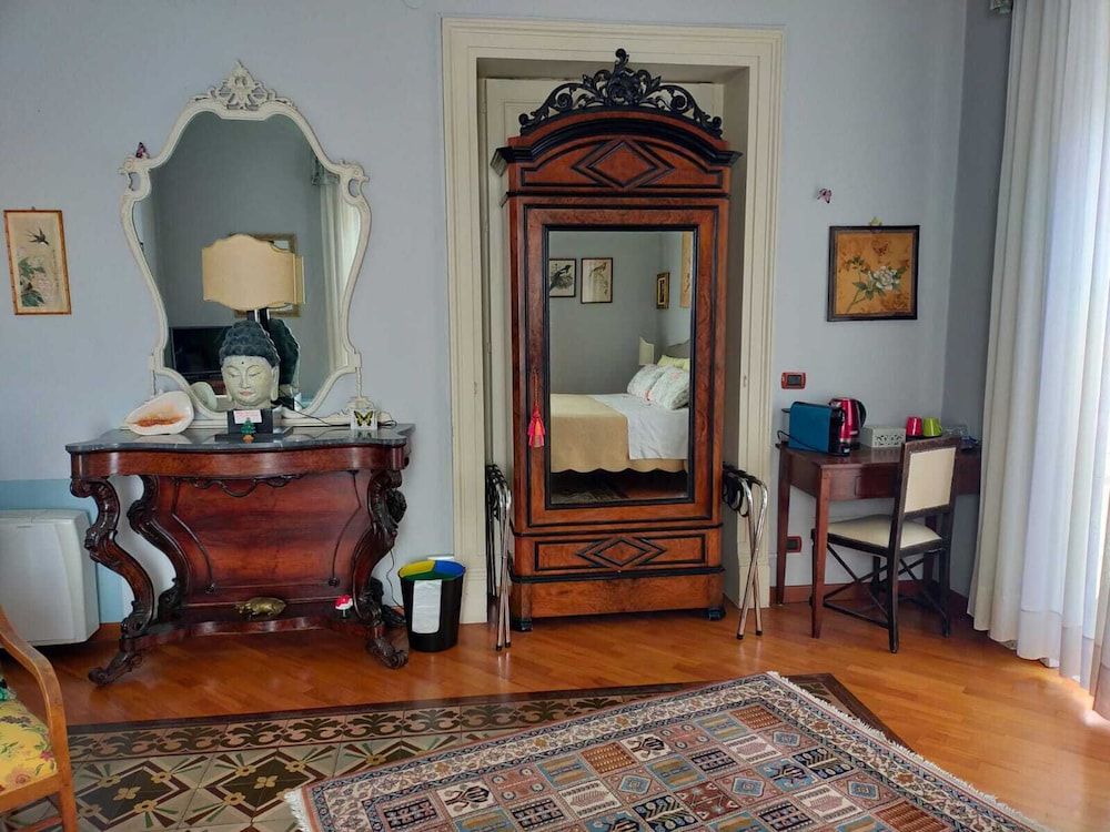 B&B Crociferi Catania Double Room, Balcony (External Private Bathroom) 19