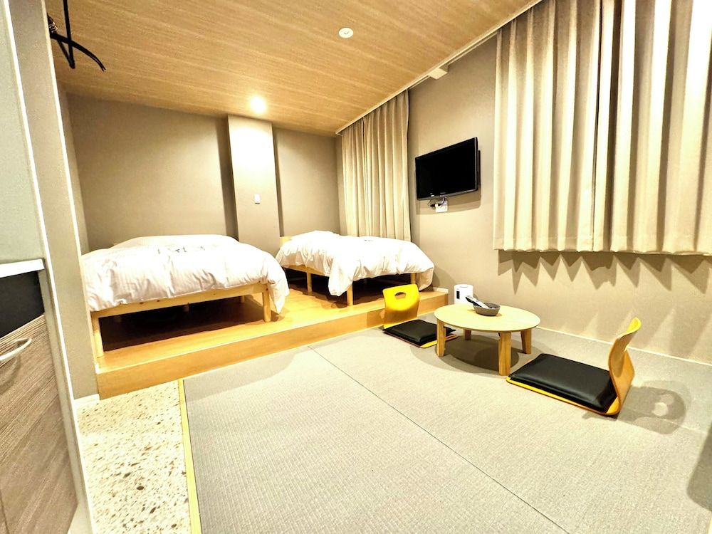 Gallery Triple Room