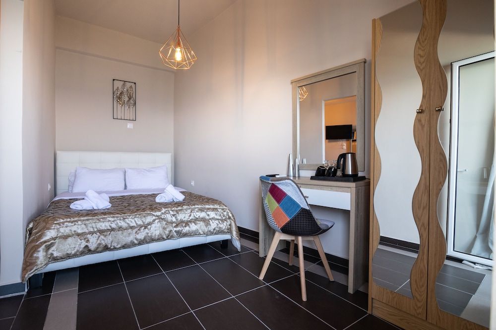 Votsalakia Hotel & Luxury Apartments Classic Triple Room 5