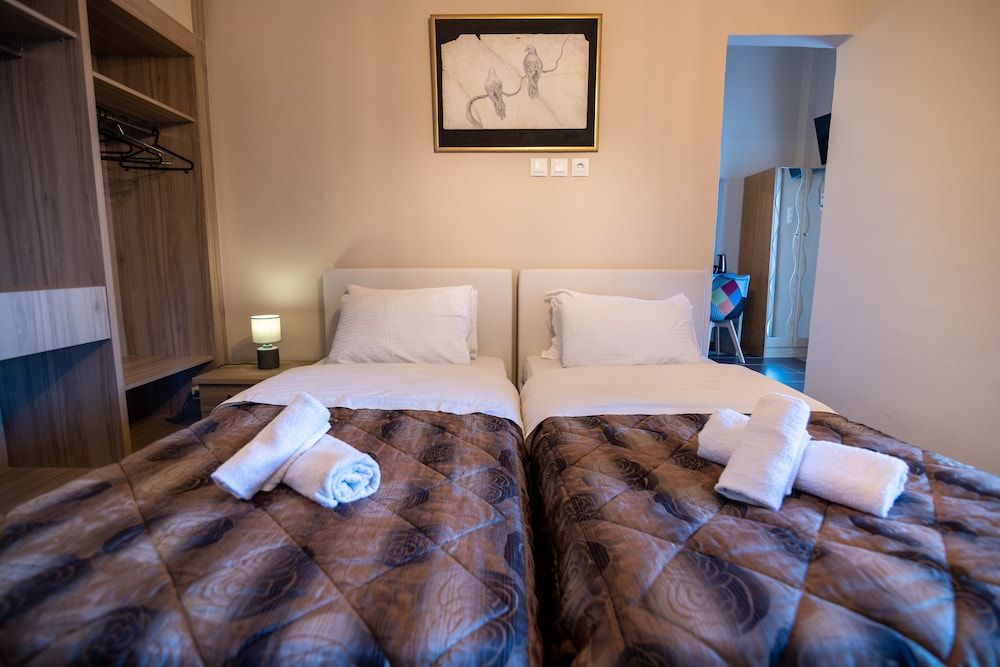 Votsalakia Hotel & Luxury Apartments Classic Triple Room 2