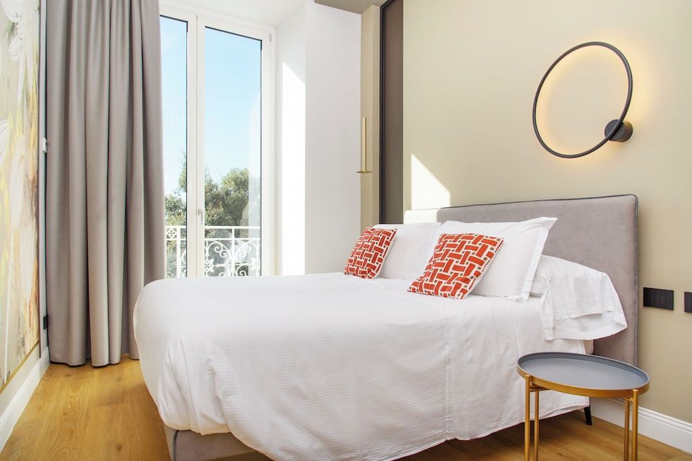 Vesuvius Palace Deluxe Double Room