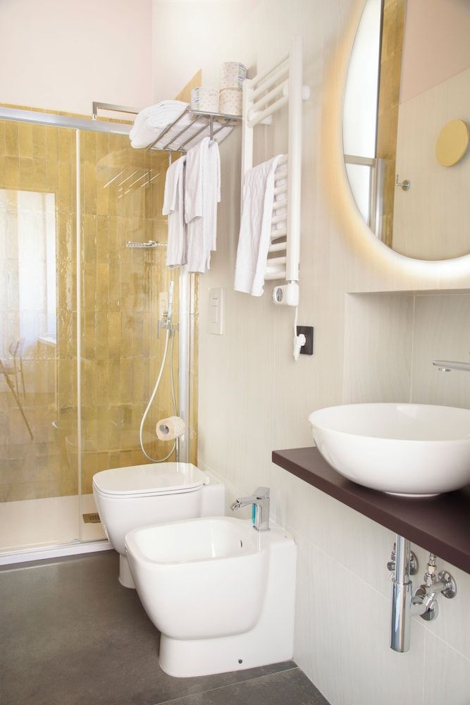 Vesuvius Palace Standard Room 2