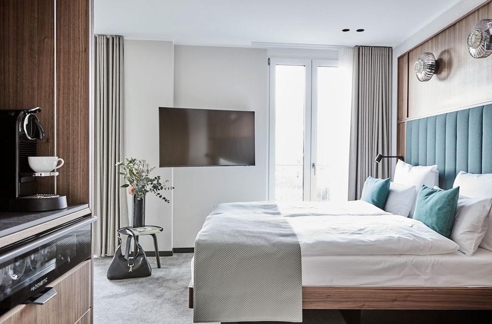 Baltic Hideaway Beach Hotel Warnemünde Grand View Double Room with panoramic Sea View 3